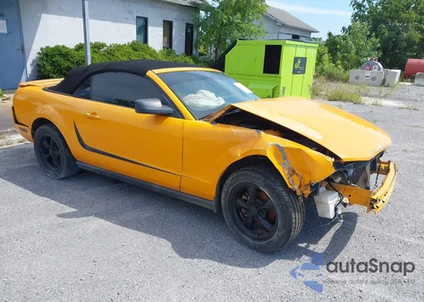 2007 Ford Mustang V6 Deluxe/V6 Premium из США, поврежденный, VIN 1ZVHT84N875368841